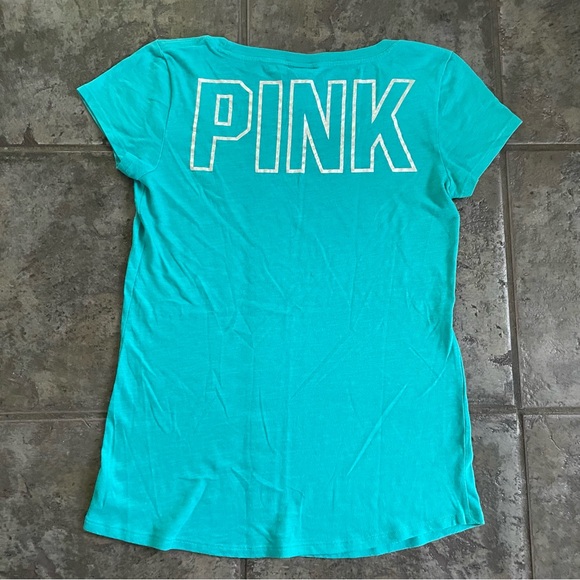 PINK Victoria’s Secret T-Shirt Top Shirt . Size S . New - Picture 2 of 2